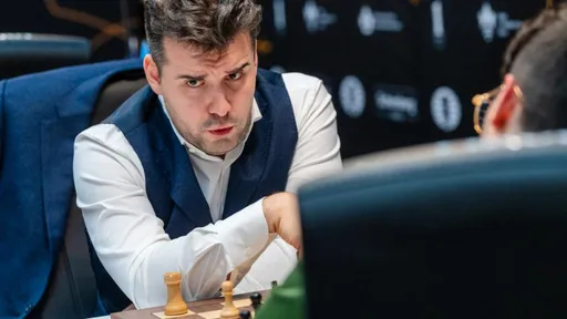 Непомнящий на 25-м ходу уступил Каруане в пятом этапе серии Grand Chess Tour в Сент-Луисе