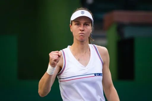 Самсонова вышла во второй круг турнира WTA-500 в Страсбурге, обыграв Носкову