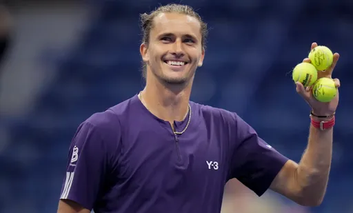 Зверев уверенно вышел в третий круг US Open-2025, обыграв британца Фирнли