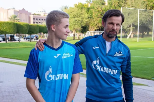 Рэпер Subo и звезда «Слова пацана» посетили тренировку «Зенита»