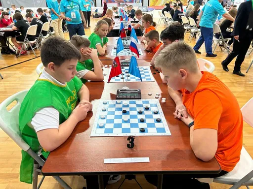 За выход в финал турнира «Чудо-шашки» будут соперничать 30 команд Подмосковья