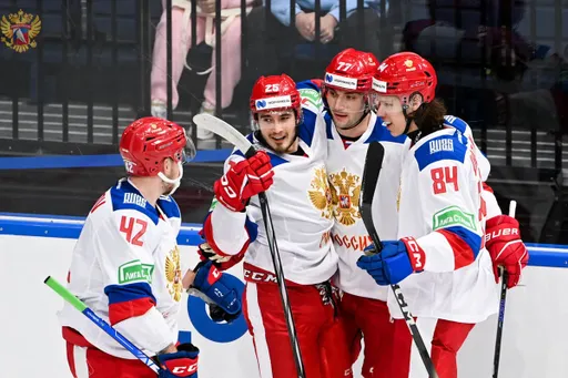 ФХР хочет оспорить решение IIHF о продлении отстранения сборной России