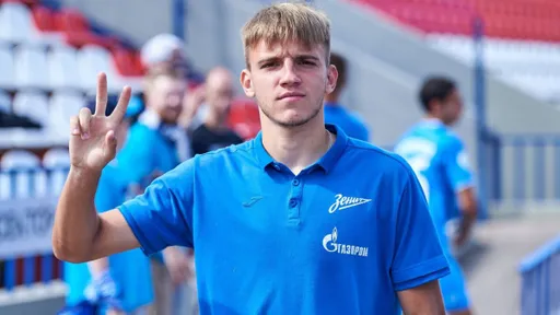 Воспитанник «Зенита» Александр Тарасов перешел в «Ростов»