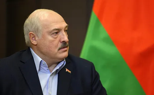 Лукашенко рассказал об игре с Гретцки в одной пятерке
