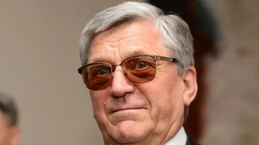 Тихонов о главе World Athletics Коу: он просто подонок