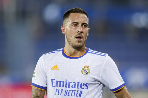 Азаром интересуются клубы из Бразилии, Саудовской Аравии и Северной Америки