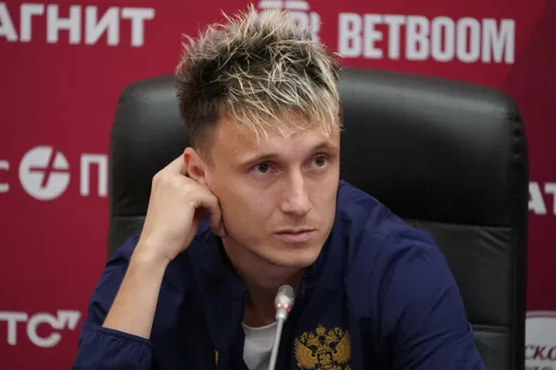 Головин высказался о перепалке с Соболевым на тренировке сборной