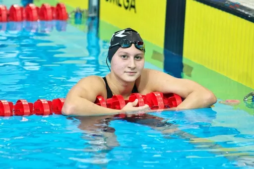 Пловчиха Ершова снялась с заплыва на 10 км из-за перегрева