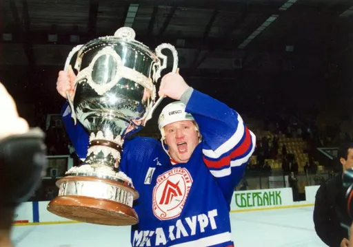 Спортдиректор «Металлурга» Гомоляко заявил, что клуб уверен в главном тренере Воробьёве