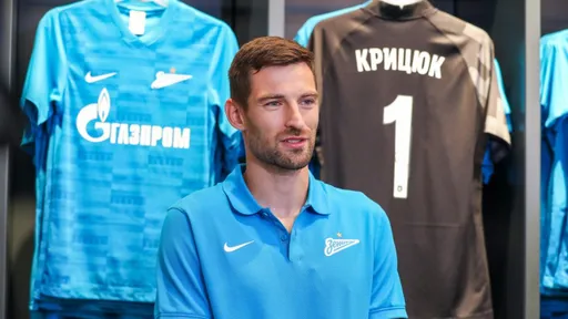 «Стас без проблем уехал в Португалию, но для других россиян из РПЛ это невозможно». Интервью агента Крицюка