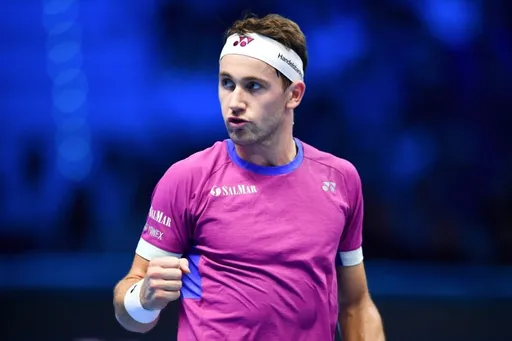 Каспер Рууд неожиданно обыграл Алькараса на старте Итогового турнира ATP-2024
