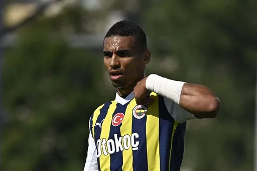 Ajansspor: «Спартак» заплатит «Фенербахче» 5 млн евро за защитника Джику