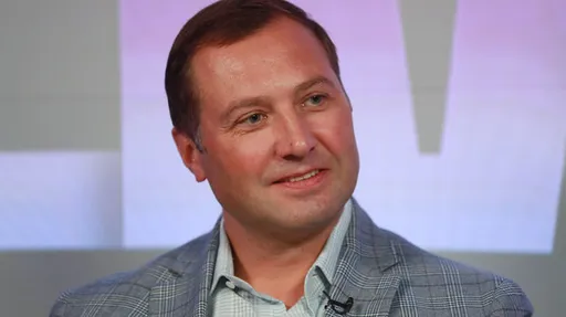 Морозов сообщил о готовности Минспорта обсуждать с КХЛ возвращение к лимиту в пять легионеров