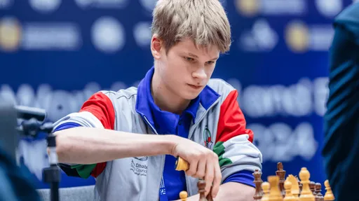 18-летний россиянин Мурзин досрочно стал чемпионом мира 2024 года по рапиду