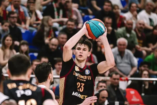 «Даллас» обыграл «Оклахому» в матче Летней лиги НБА, Ищенко набрал 12 очков