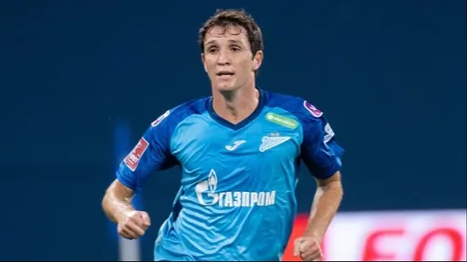 Угаров заявил, что кто-то должен быть наказан за приглашение Фернандеса в «Зенит»