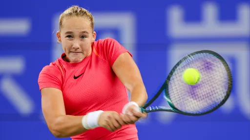 Мирра Андреева вышла в четвертьфинал турнира WTA-500 в Брисбене