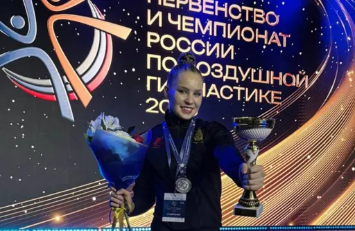 Гимнастка из Волоколамска выиграла медаль на ЧР по воздушной акробатике