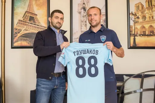 Глушаков пошутил, что готов играть в «Пари НН» за деньги на бензин