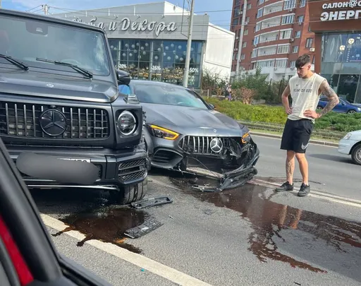 Футболист «Крыльев» Писарский заявил, что не пострадал в произошедшей в Самаре аварии