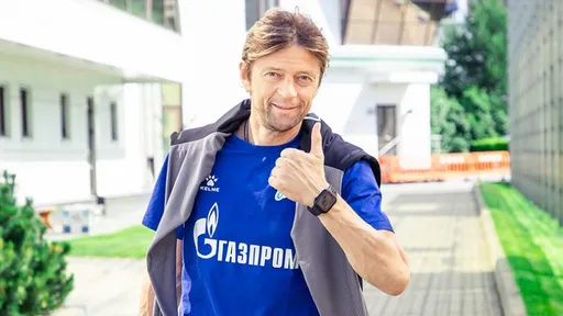 Тимощук считает, что «Зениту» нужно регулярно проводить открытые тренировки