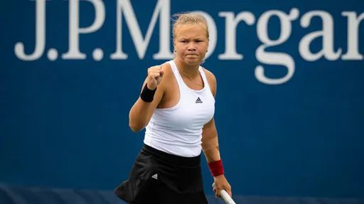 Россиянка Шнайдер вышла во второй круг Australian Open и сыграет с Саккари