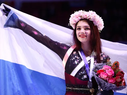 Российская фигуристка Медведева попала на обложку ОИ-2026