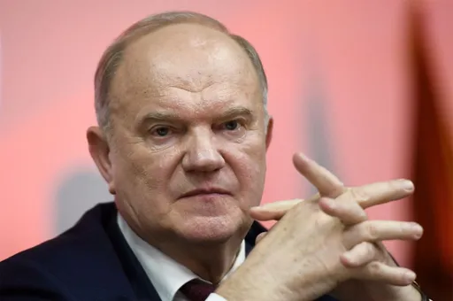 Зюганов призвал прекратить цеплять на граждан «электронную бирку» и отменить Fan ID