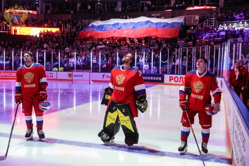 CAS продолжает разбирательство ФХР и IIHF о запрете участия сборных