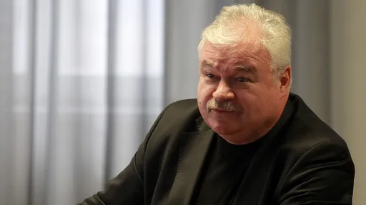 Плющев: думаю, в России Мичкову надоело метаться между СКА и «Сочи»
