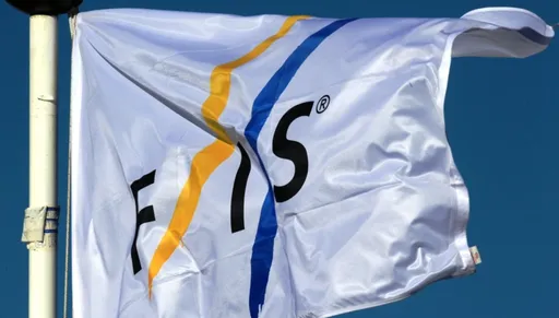 Шведский журналист Петтерсон: FIS сильно страдает финансово, идут разговоры о возвращении лыжников из России