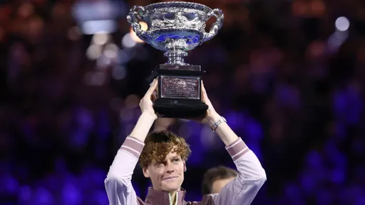 Синнер победил Зверева и второй раз подряд выиграл Australian Open