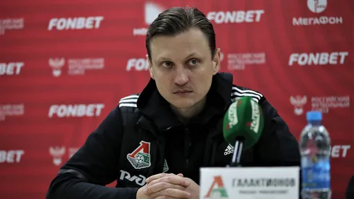 Галактионов назвал незапланированным уход Глушенкова и Миранчука из «Локомотива»