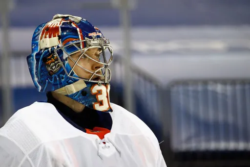 Сорокин возглавляет гонку претендентов на «Везину» по версии The Hockey News