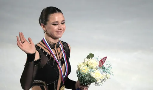 Фигуристка Камила Валиева опубликовала пост в честь своего 18-летия