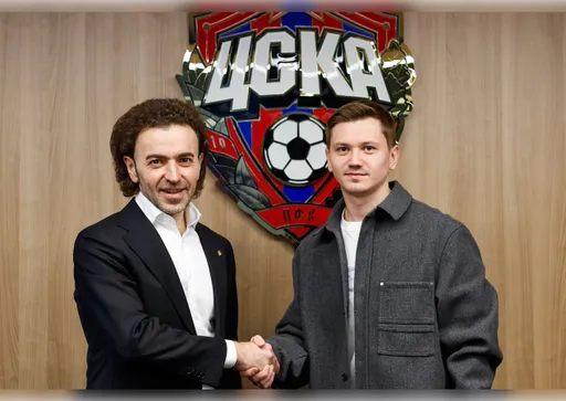 Иван Обляков продлил контракт с ПФК ЦСКА до конца июня 2030 года