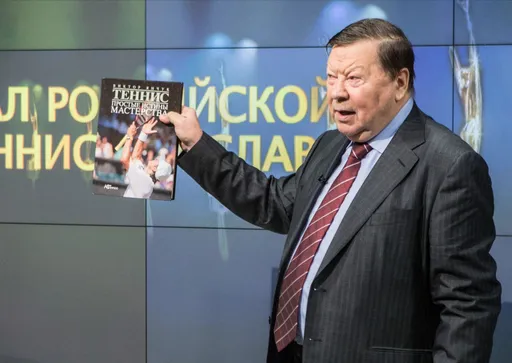 Янчук: невысоки шансы, что Медведев будет хорошо играть на «Ролан Гаррос»