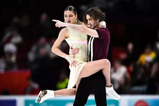 Пара из Подмосковья завоевала бронзу на чемпионате России по фигурному катанию