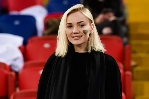 Sport Baza: Матвей Сафонов женился на своей девушке Марине Кондратюк
