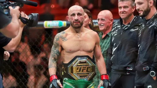 Волкановски и Евлоев проведут бой 24 октября на турнире UFC 333 в Абу-Даби