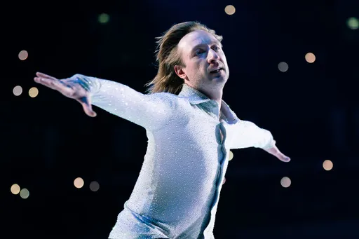 Евгений Плющенко рассказал, как перенёс пятую операцию на позвоночнике