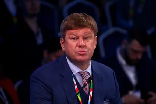 Губерниев высказался о невыдаче нейтральных статусов российским лыжникам