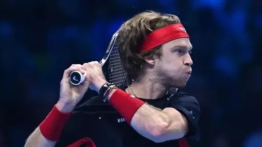 Рублёв одержал победу над Юбэнксом в 1/8 финала турнира категории ATP-250