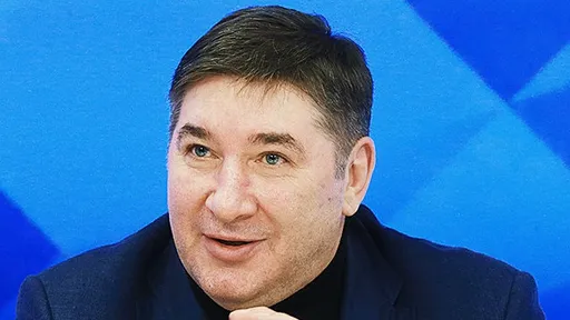 Александр Кожевников выразил своё мнение об игре «Спартака» в КХЛ