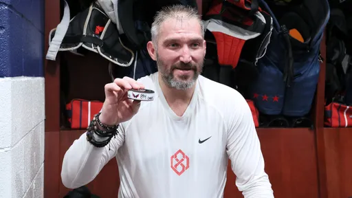 Овечкин забил 32 шайбу в сезоне! Статистика и достижения Александра в НХЛ