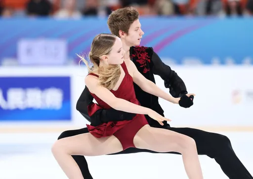 Дуэт Валов/Фефелова выиграл этап юниорского Гран-при ISU в Сиане