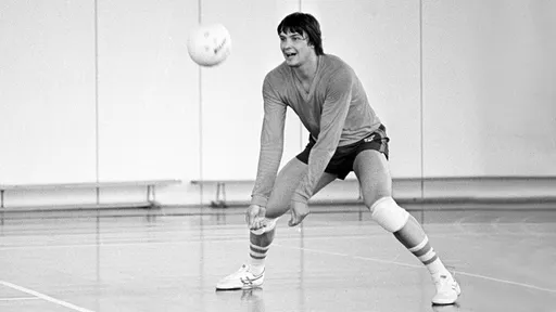 Олимпийский чемпион по волейболу Владимир Дорохов умер в возрасте 70 лет