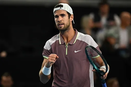 Хачанов уступил Грикспору в первом круге турнира ATP-500 в Вене