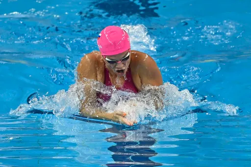 Юлия Ефимова не вышла в полуфинал на 50 м брассом на ЧЕ-2026 в Париже