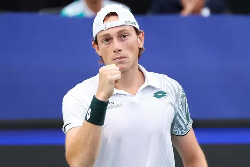 Игнасио Бусе обыграл Артура Фери в финале ATP-250 в Уинстон-Сейлеме
